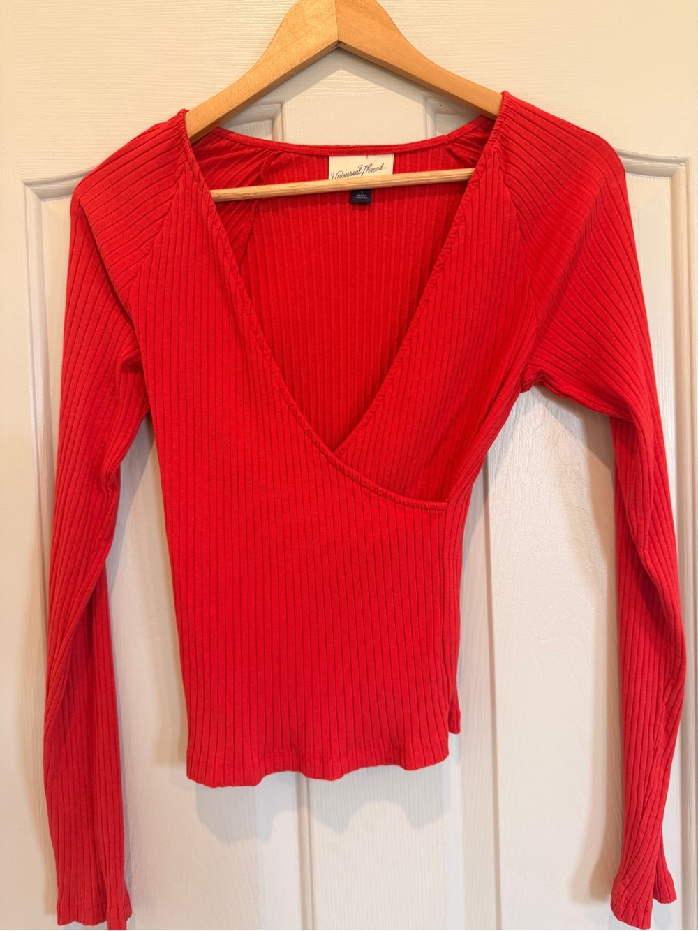 Universal Thread Vibrant Red Ribbed V-Wrap Long Sleeve Top